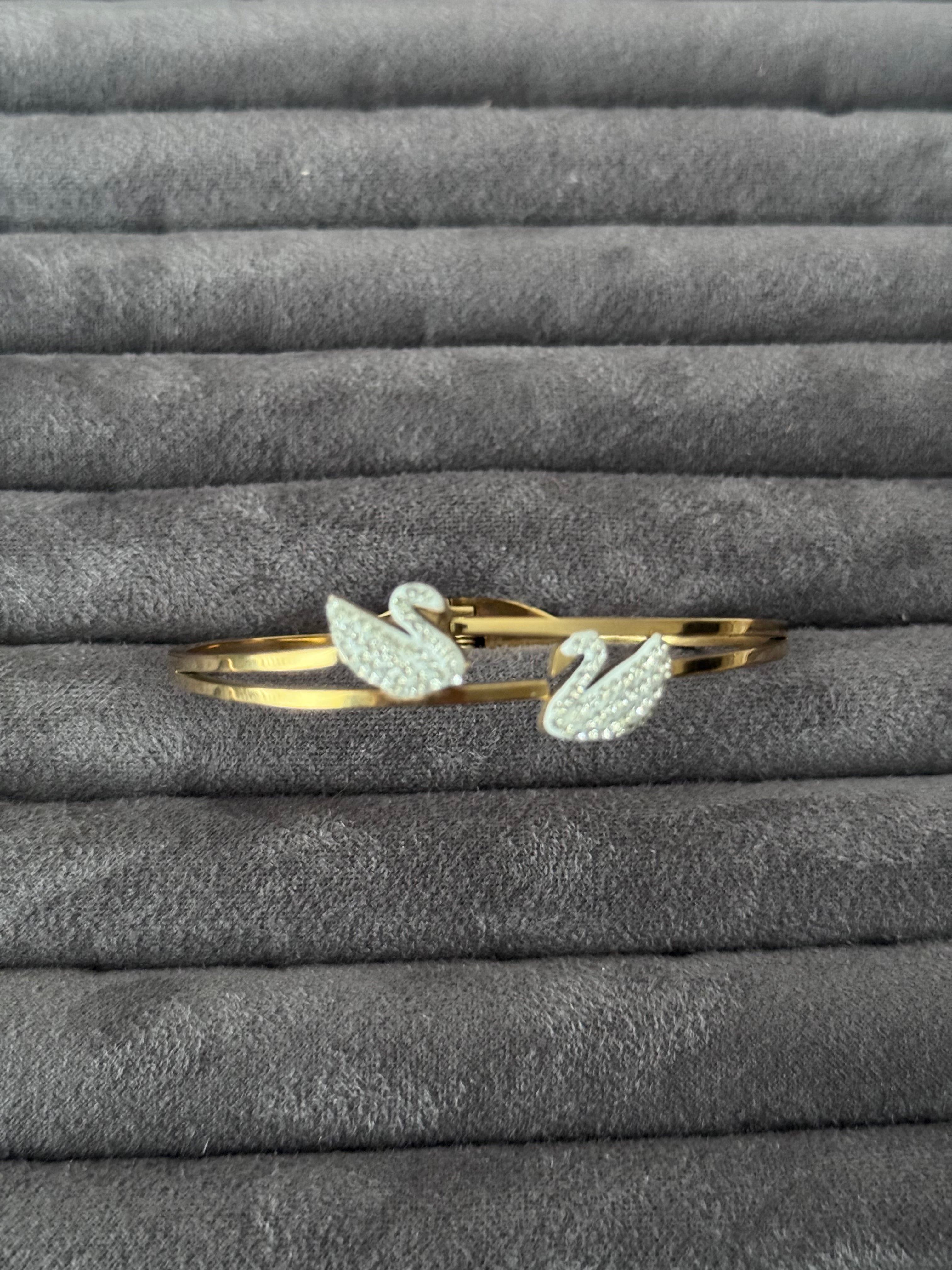 Elegant Crystal Double Swan Bangle Bracelet