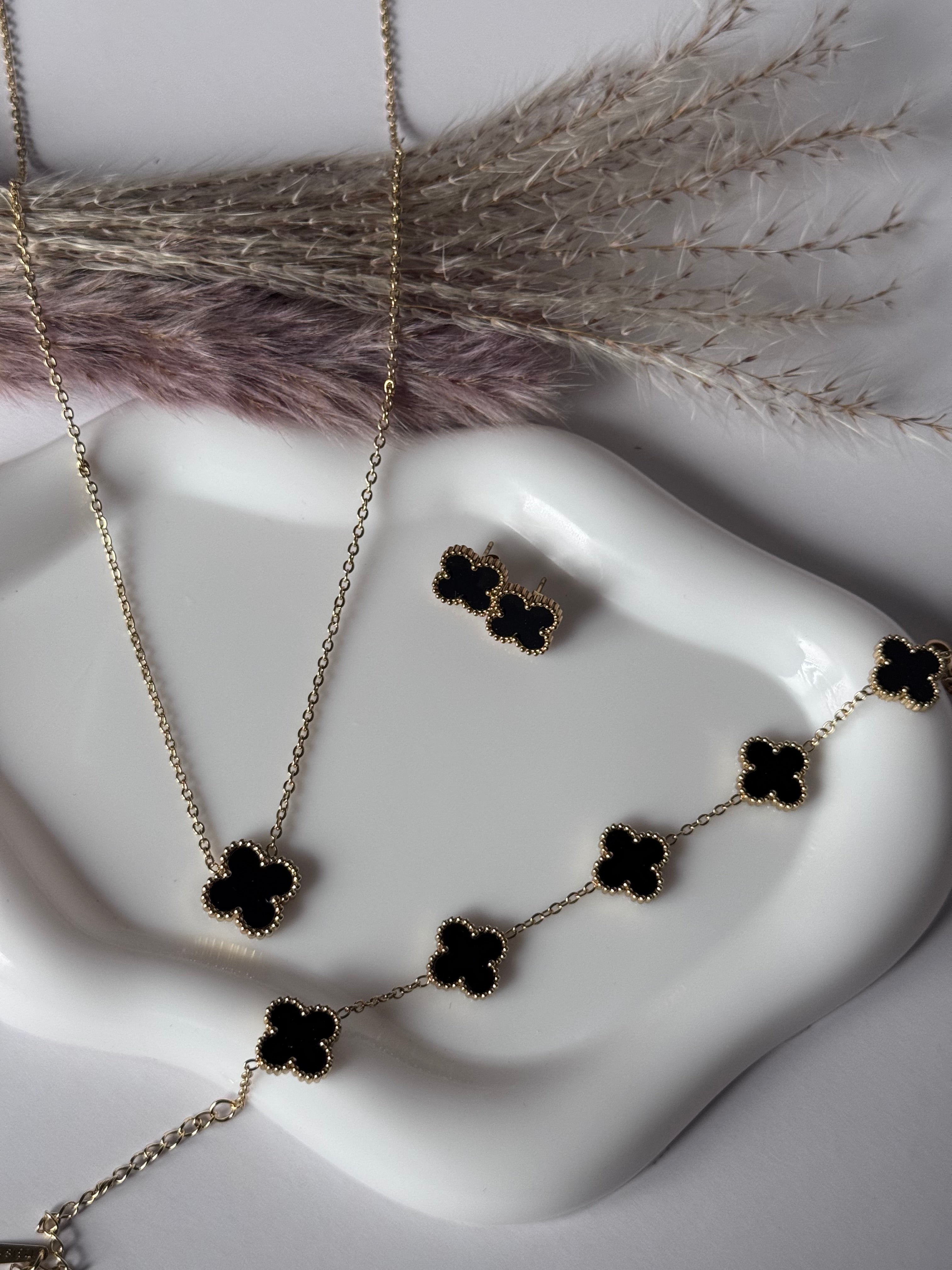 The Ultimate Signature Set| Gold Tone onyx Motif Clover Pendent Necklace, Bracelet and Studs.