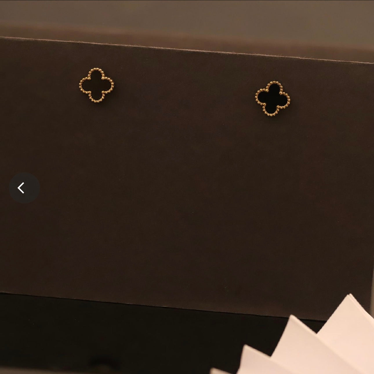 Signature Onyx Clover Studs in Gold tone